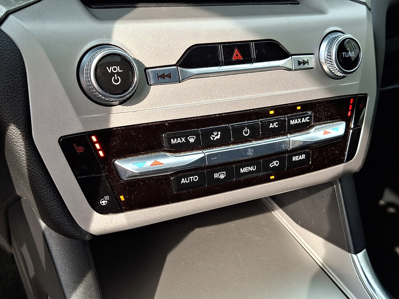 Certified 2023 Ford Explorer Timberline w/ Timberline Technology Package AWD/4WD image 18