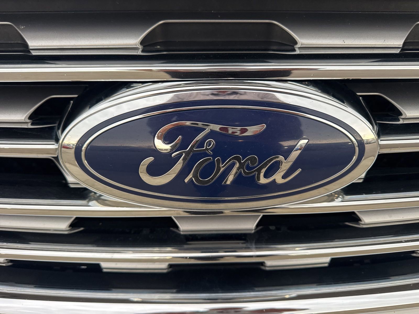 Certified 2019 Ford Edge Titanium w/ Cold Weather Package image 14