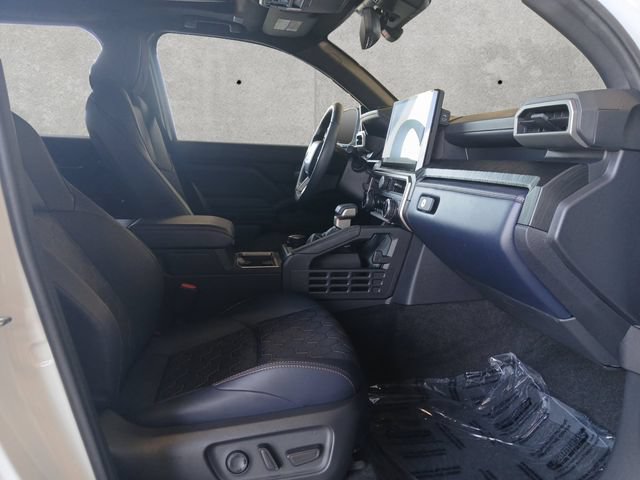 Used 2026 Toyota 4Runner Platinum AWD/4WD image 25