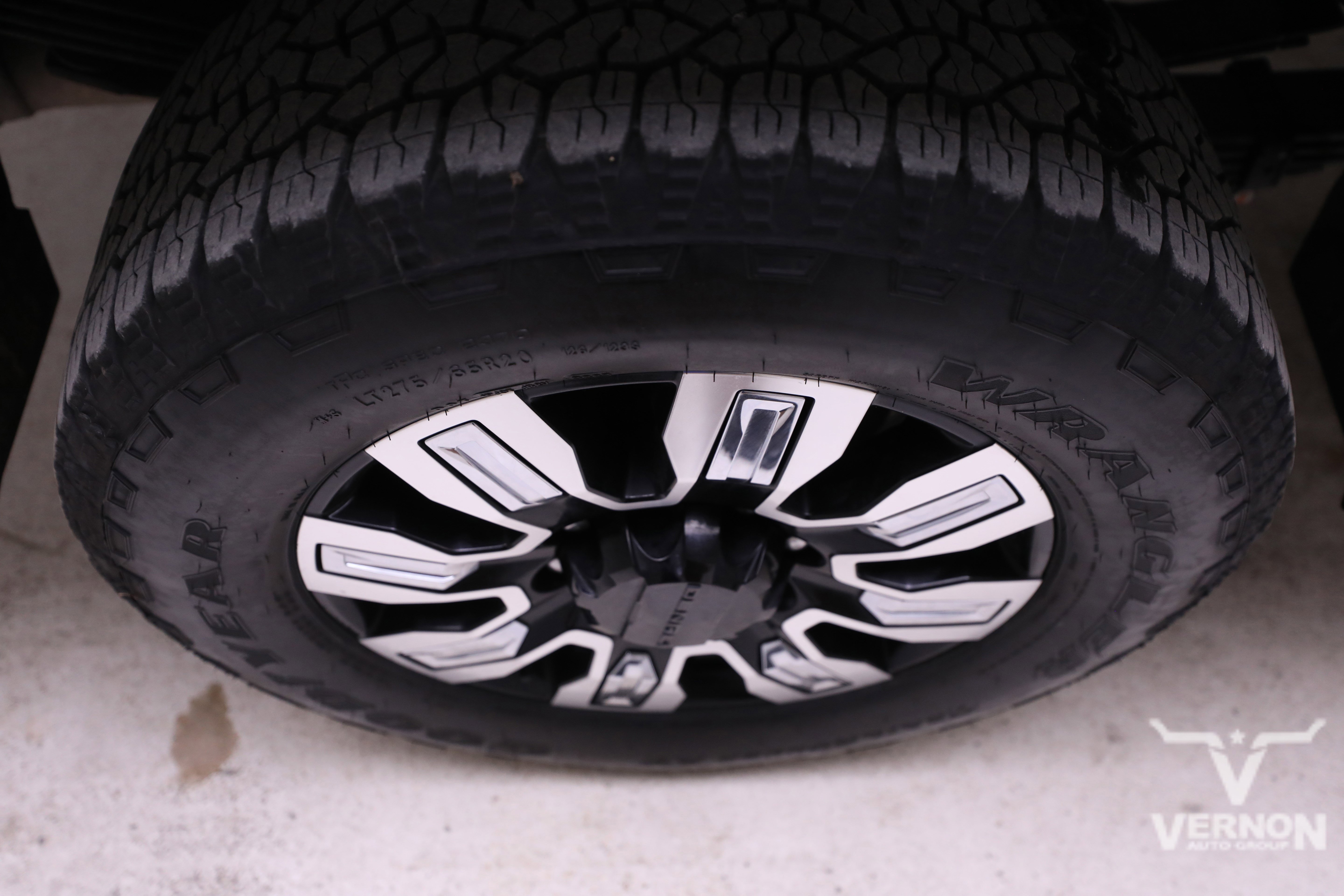 Used 2024 GMC Sierra 2500 Denali w/ Denali Reserve Package image 38