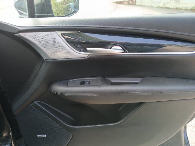 Used 2025 Cadillac XT5 Premium Luxury AWD/4WD image 46