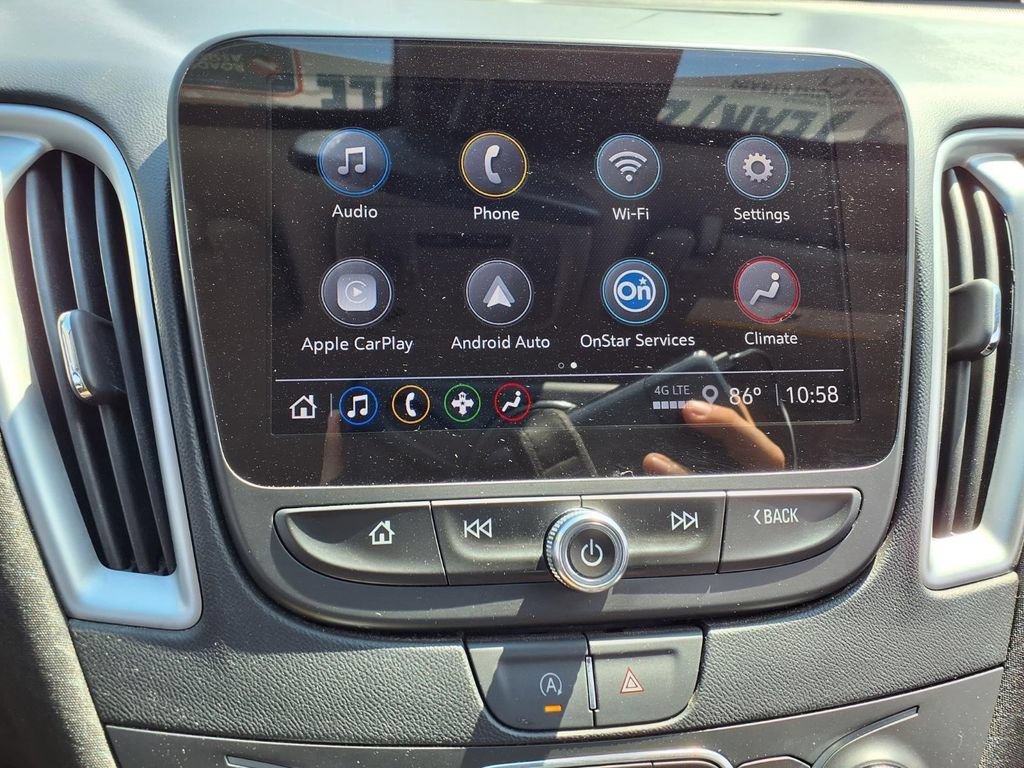 Used 2024 Chevrolet Malibu LT FWD image 12