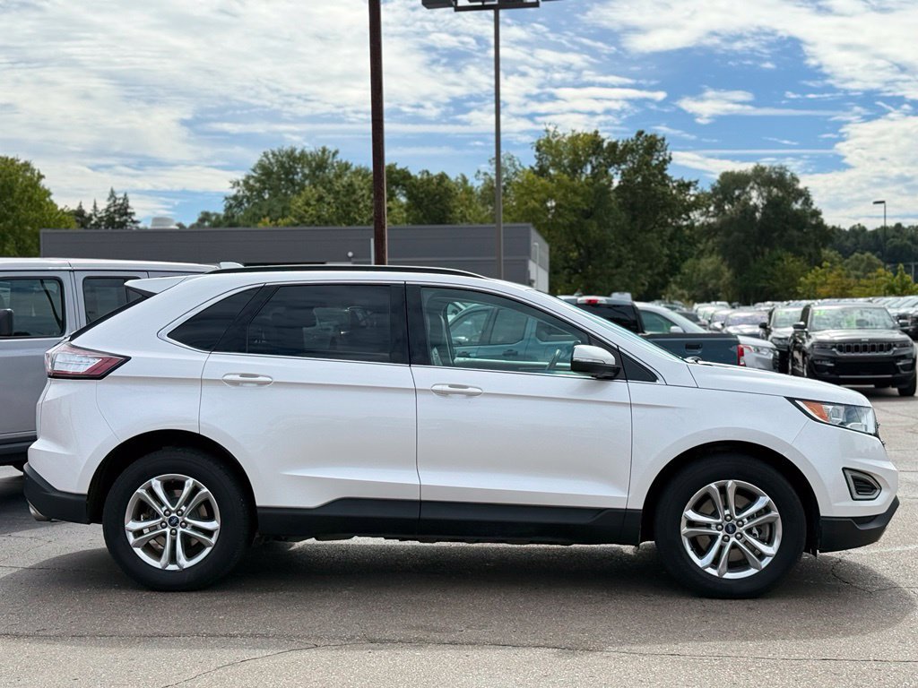 Certified 2018 Ford Edge SEL w/ Equipment Group 201A AWD/4WD image 30