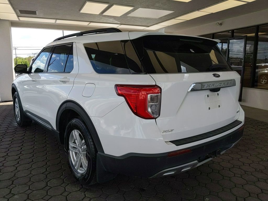 Certified 2022 Ford Explorer XLT w/ Equipment Group 202A AWD/4WD image 10