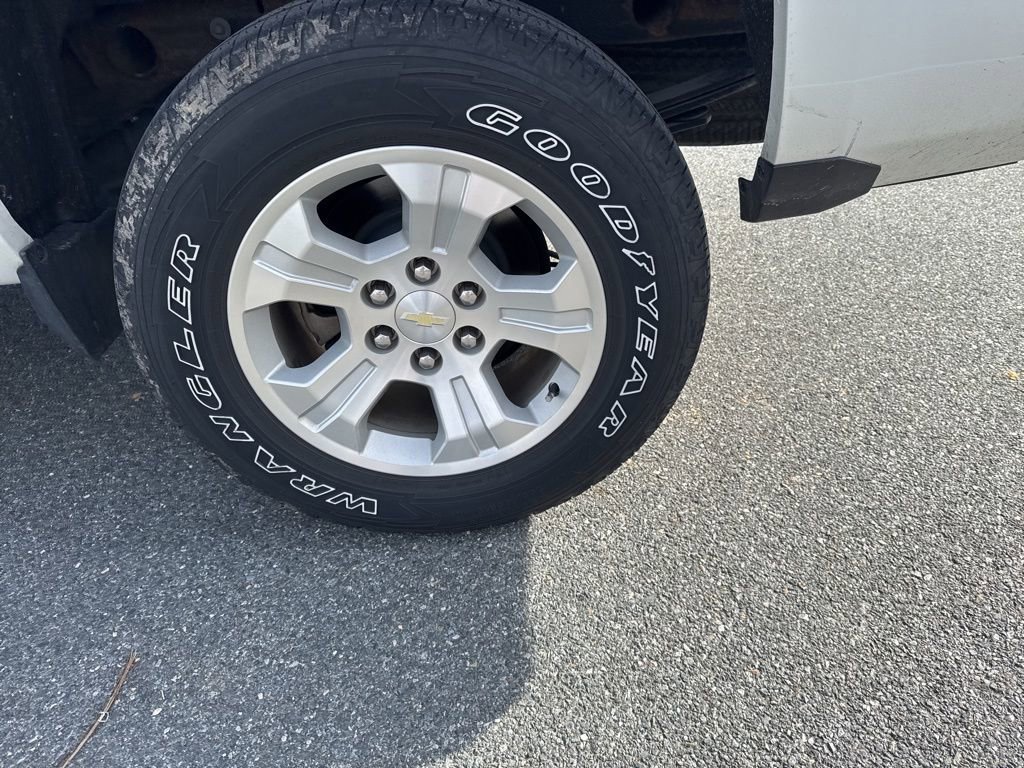Used 2017 Chevrolet Silverado 1500 LT w/ All Star Edition image 9
