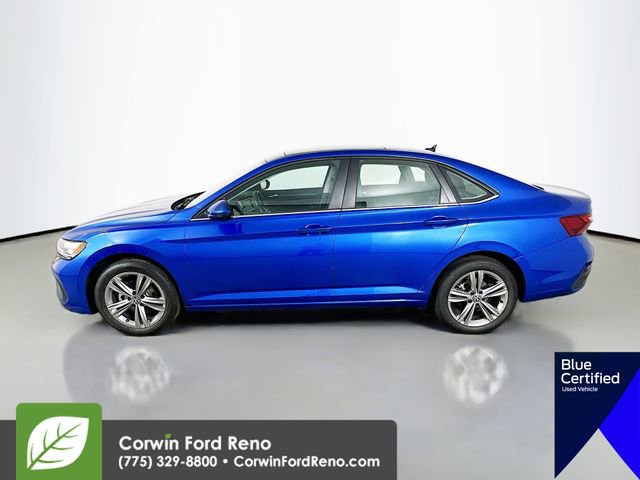 Used 2024 Volkswagen Jetta SE FWD image 4