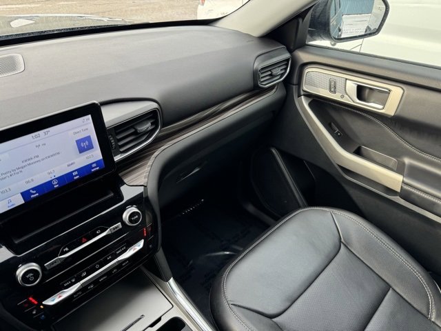 Certified 2023 Ford Explorer Limited w/ Equipment Group 301A image 22