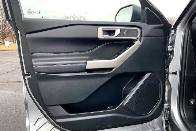 Certified 2024 Ford Explorer XLT w/ Equipment Group 202A image 19