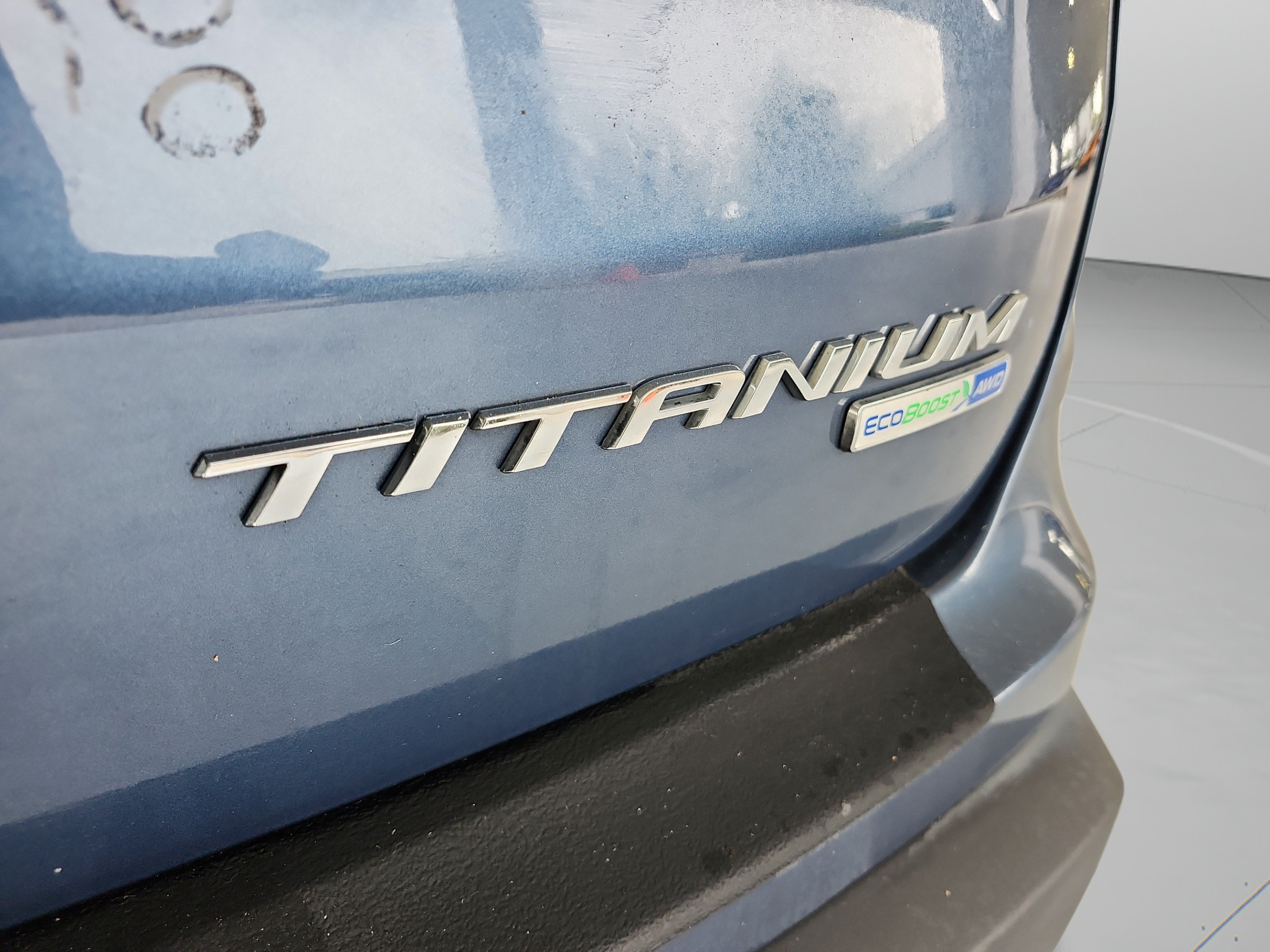Certified 2019 Ford Edge Titanium w/ Cold Weather Package AWD/4WD image 31