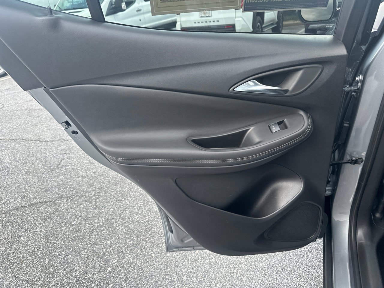Used 2023 Buick Encore GX Select FWD image 24