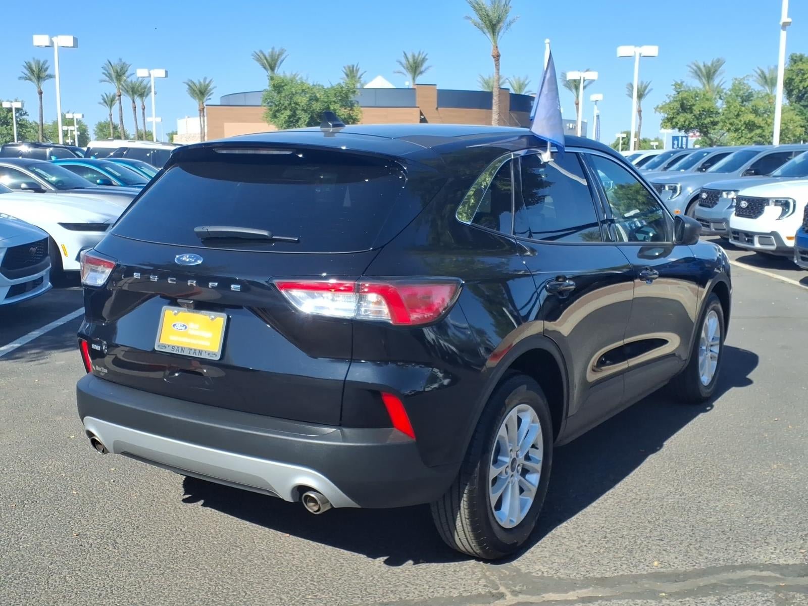 Certified 2022 Ford Escape SE FWD image 4