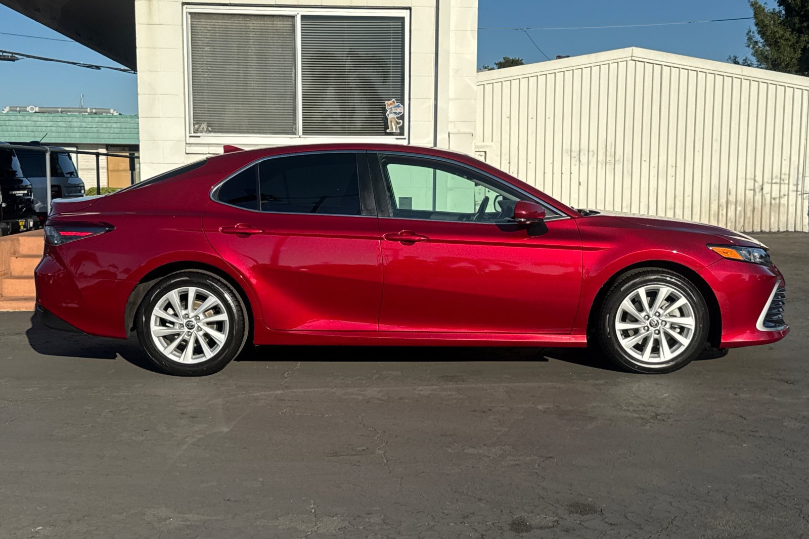 Used 2021 Toyota Camry LE w/ Convenience Package FWD image 25