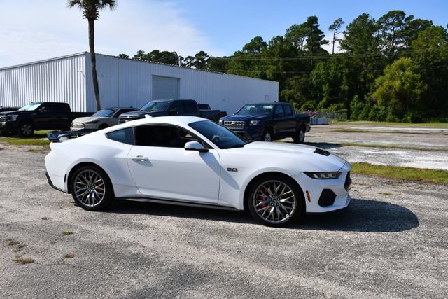 Certified 2024 Ford Mustang GT Premium RWD image 2