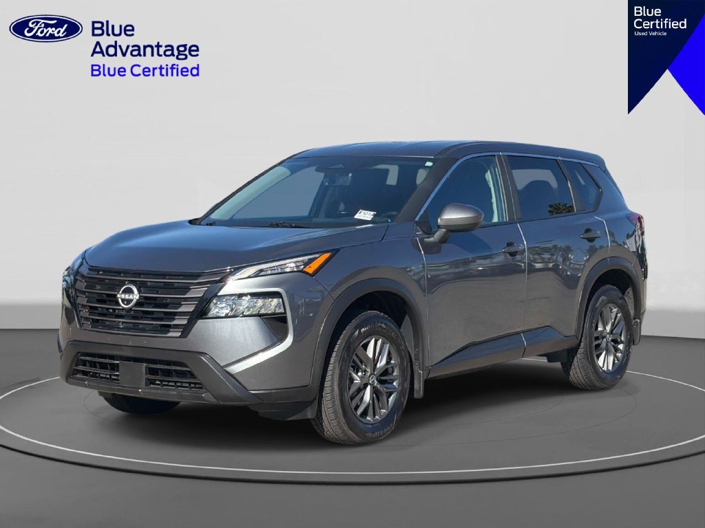 Used 2026 Nissan Rogue SV w/ Cold Weather Package FWD image 1