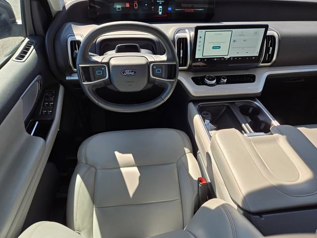 Certified 2025 Ford Expedition Active RWD image 14