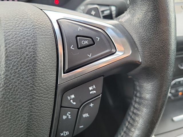 Certified 2018 Ford Edge SEL w/ Equipment Group 201A AWD/4WD image 17