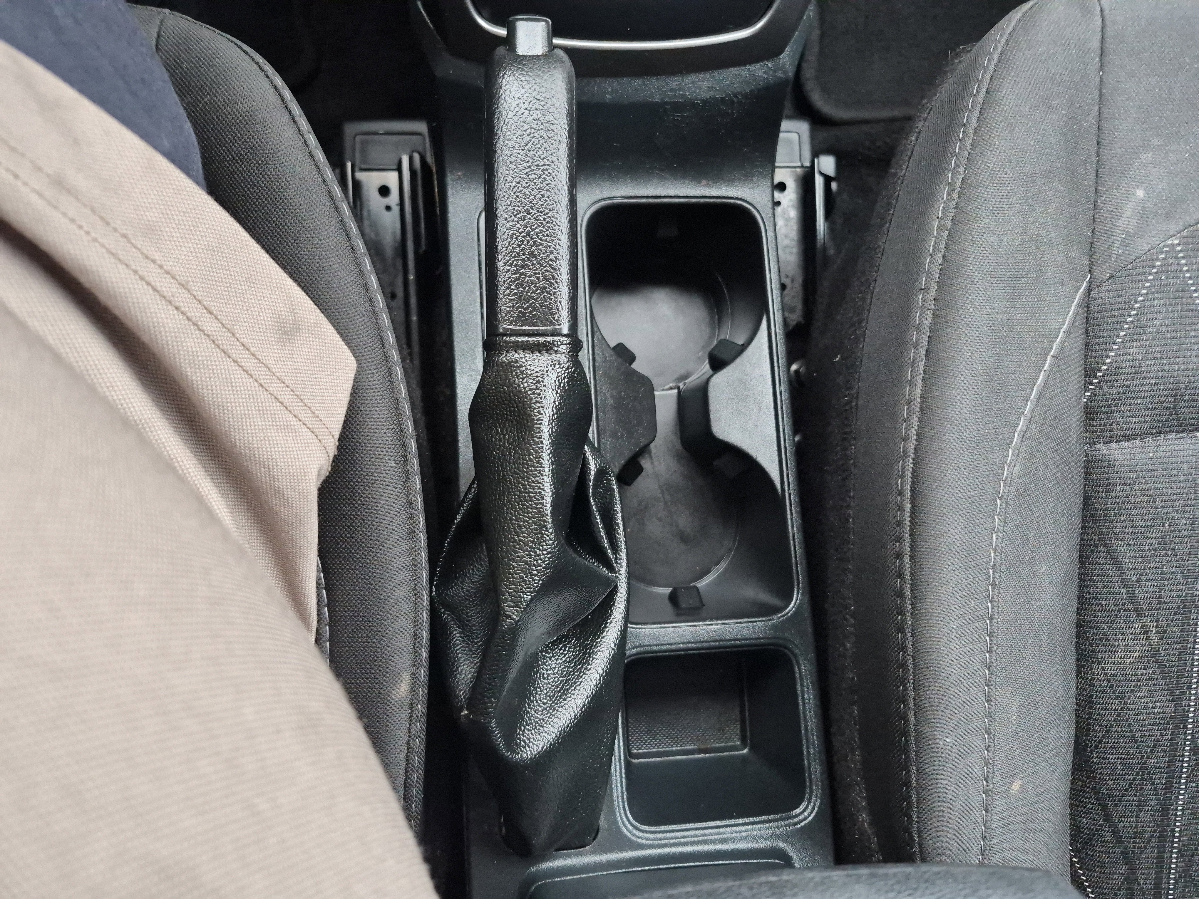 Certified 2021 Ford EcoSport SE image 27