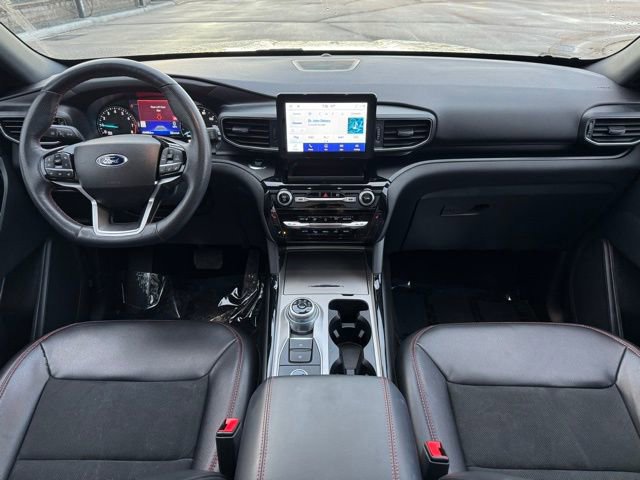 Certified 2022 Ford Explorer ST-Line w/ Class IV Trailer Tow Package image 12