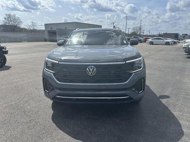 Used 2025 Volkswagen Atlas Cross Sport SEL Premium R-Line AWD/4WD image 8