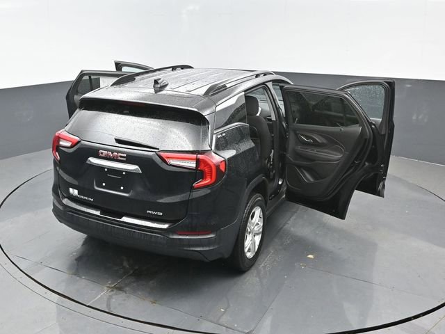 Used 2023 GMC Terrain SLE w/ Driver Convenience Package AWD/4WD image 28