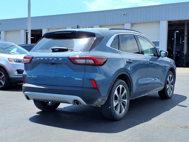 Certified 2023 Ford Escape Platinum AWD/4WD image 4