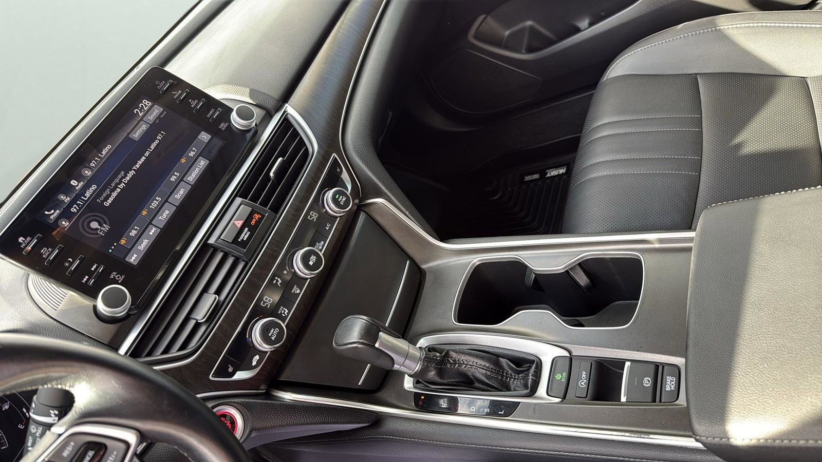 Used 2021 Honda Accord EX-L image 21