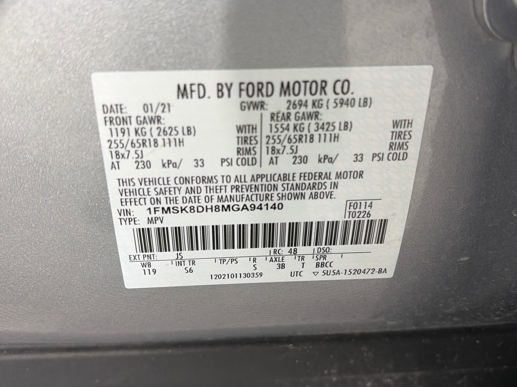 Certified 2021 Ford Explorer XLT w/ Equipment Group 202A AWD/4WD image 9