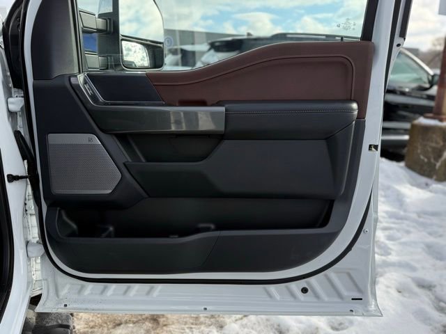 Certified 2022 Ford F150 Lariat w/ Equipment Group 502A High image 32