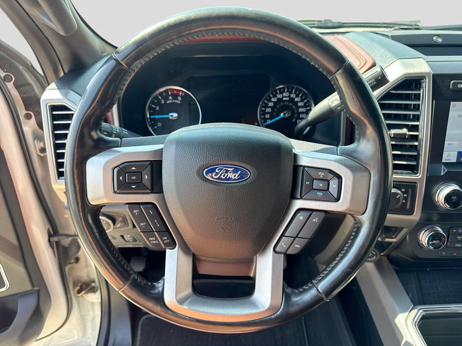 Certified 2020 Ford F250 Platinum AWD/4WD image 23
