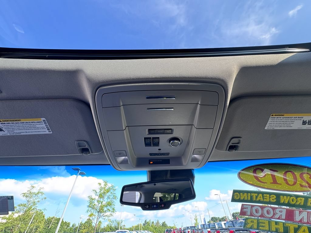 Used 2019 GMC Yukon XL SLT AWD/4WD image 28