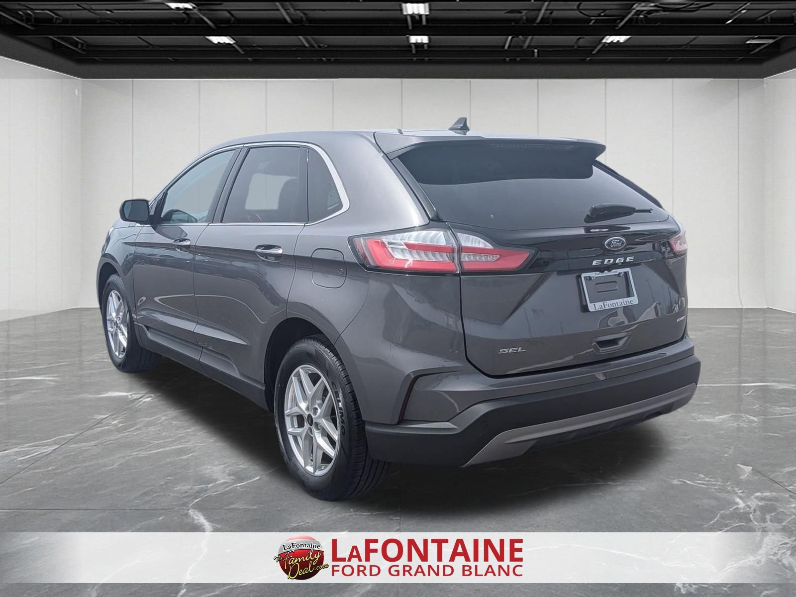 Certified 2024 Ford Edge SEL AWD/4WD image 3