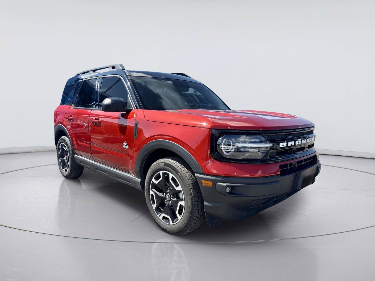 Certified 2024 Ford Bronco Sport Outer Banks w/ Tech Package AWD/4WD image 1