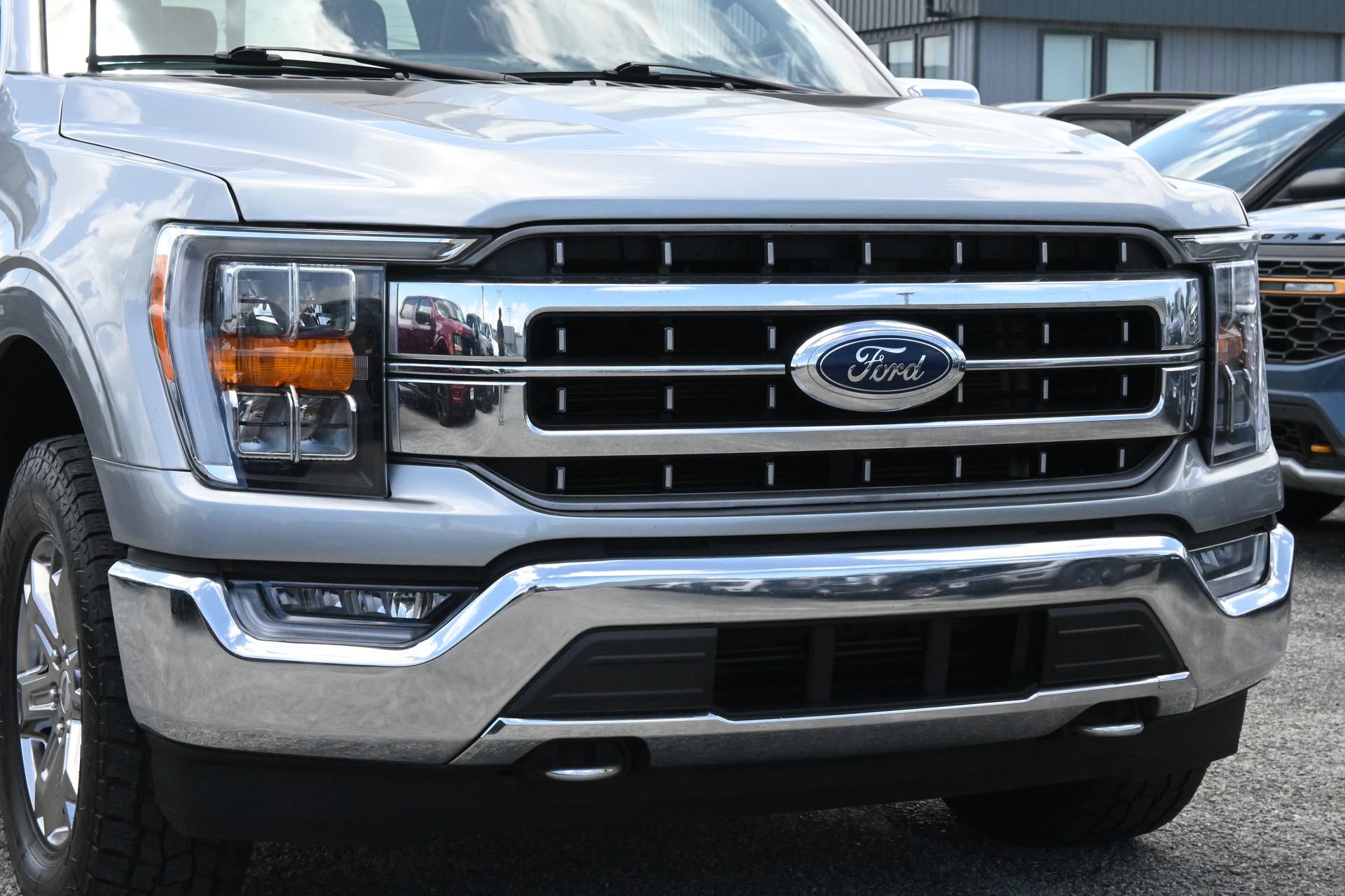 Certified 2023 Ford F150 Lariat w/ Trailer Tow Package AWD/4WD image 24