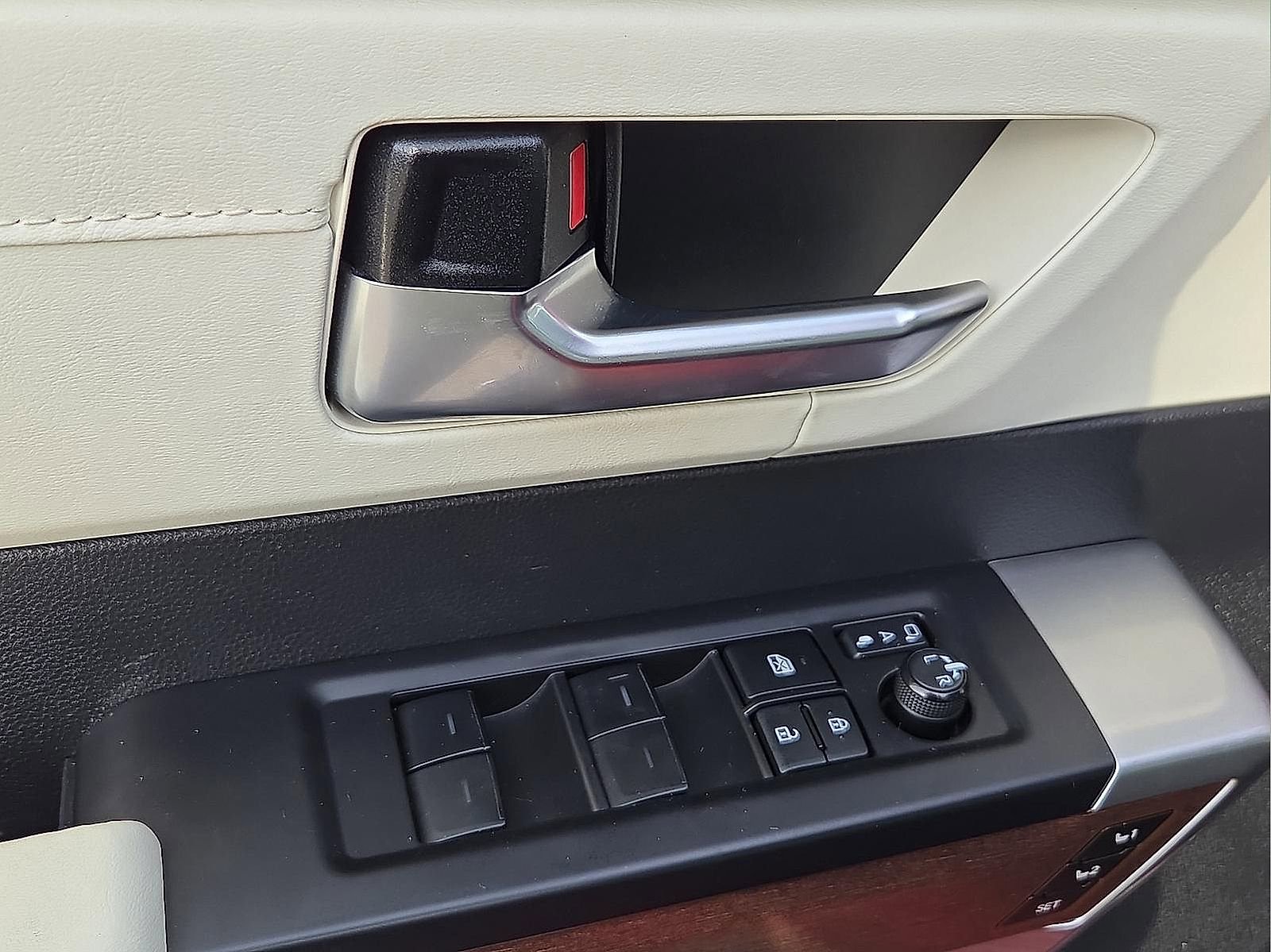 Used 2022 Toyota Tundra Capstone image 13