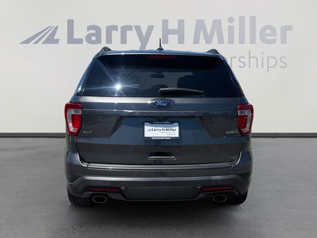 Certified 2018 Ford Explorer XLT w/ Equipment Group 202A AWD/4WD image 4