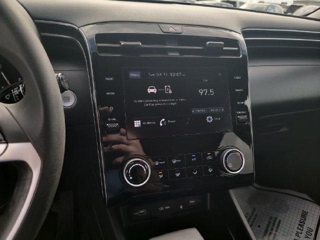 Used 2023 Hyundai Tucson SEL FWD image 18