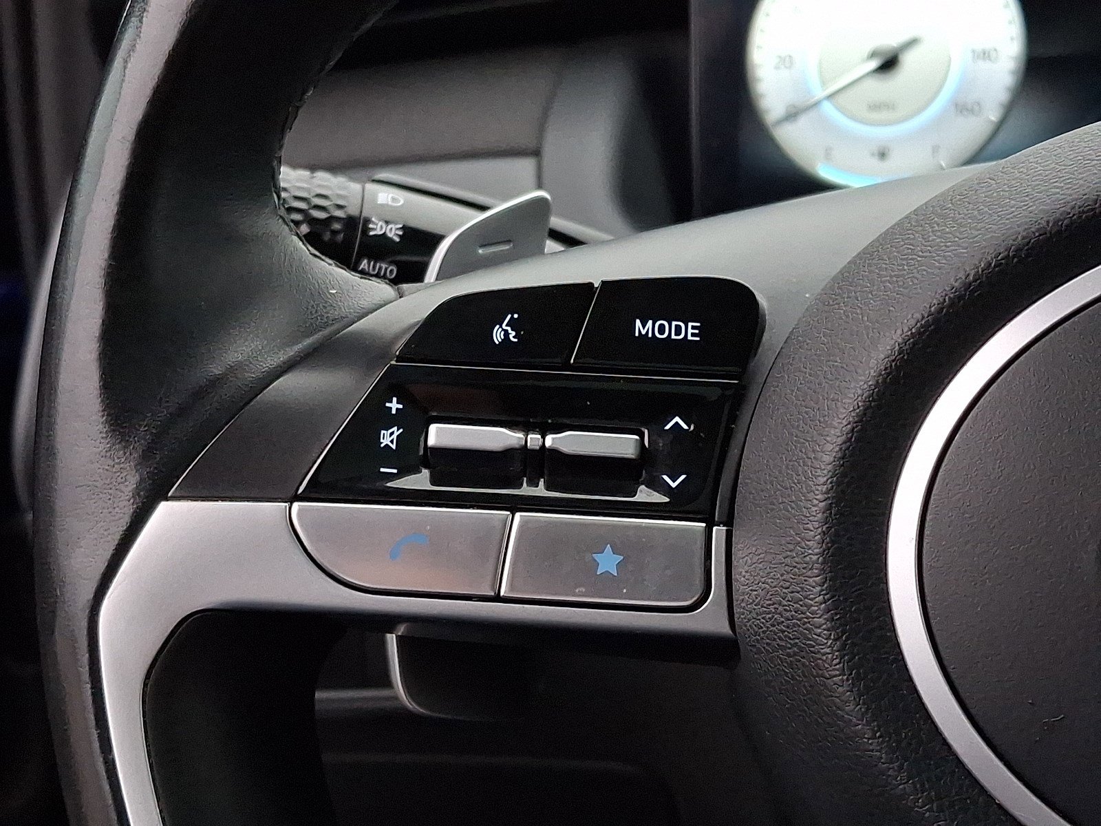 Used 2024 Hyundai Tucson Limited image 21