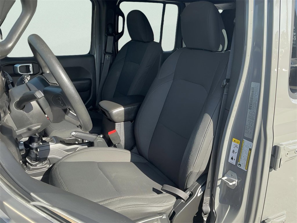 Used 2019 Jeep Wrangler Unlimited Sport image 25
