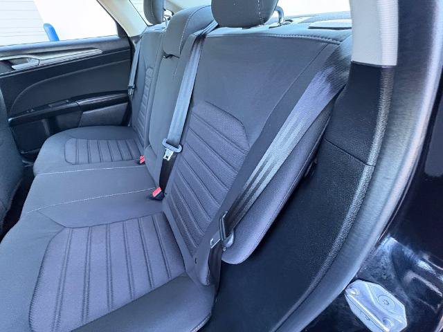 Certified 2020 Ford Fusion SE FWD image 22