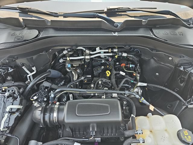 Certified 2023 Ford Explorer XLT w/ Equipment Group 202A AWD/4WD image 36
