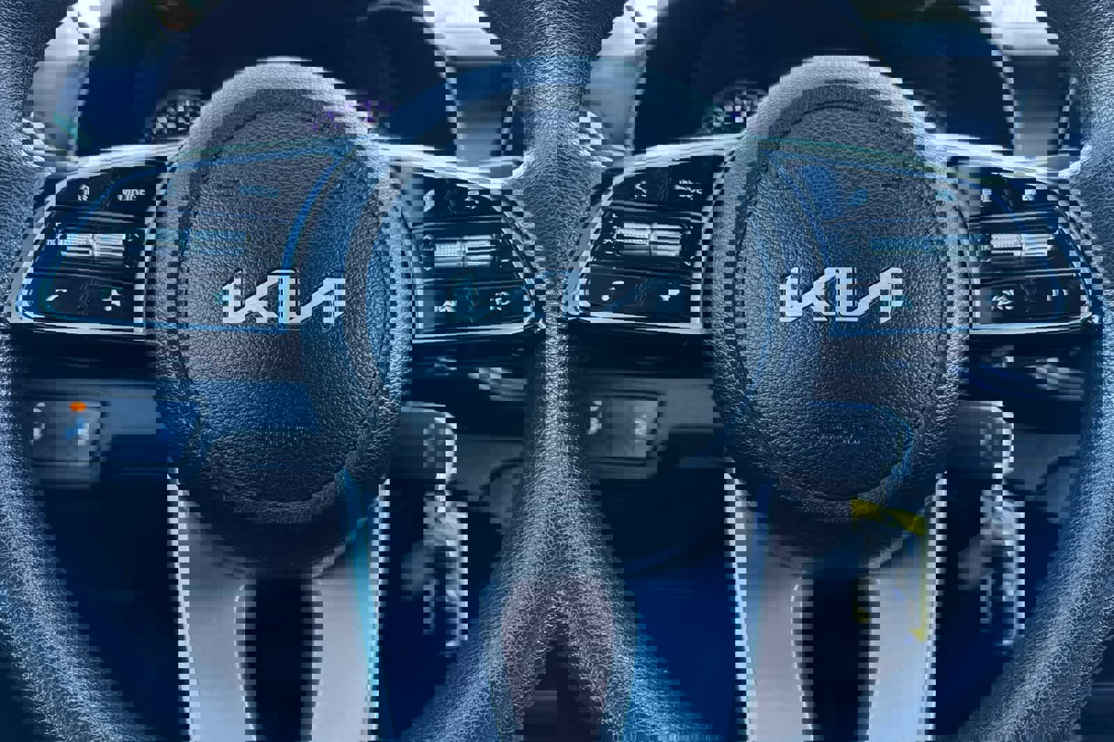 Used 2023 Kia Forte LXS w/ LXS Technology Package image 21