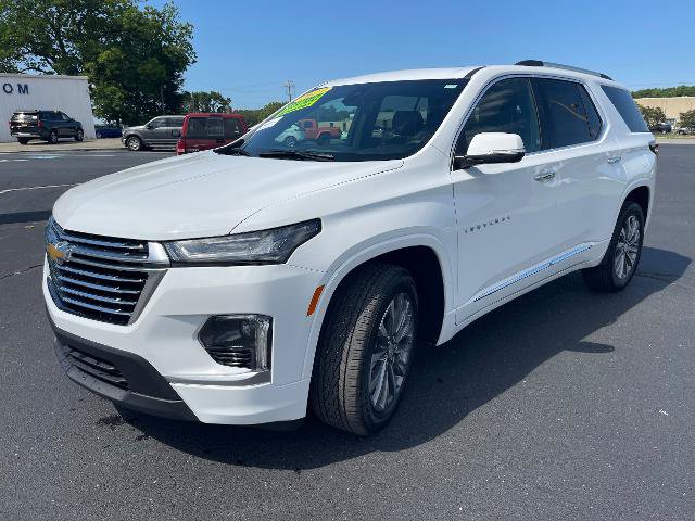 Used 2023 Chevrolet Traverse Premier FWD image 9