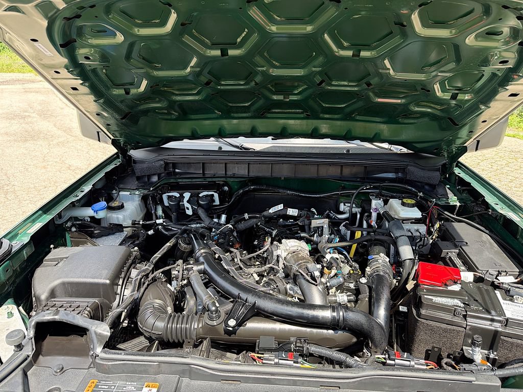 Certified 2023 Ford Bronco Big Bend w/ Sasquatch Package AWD/4WD image 33