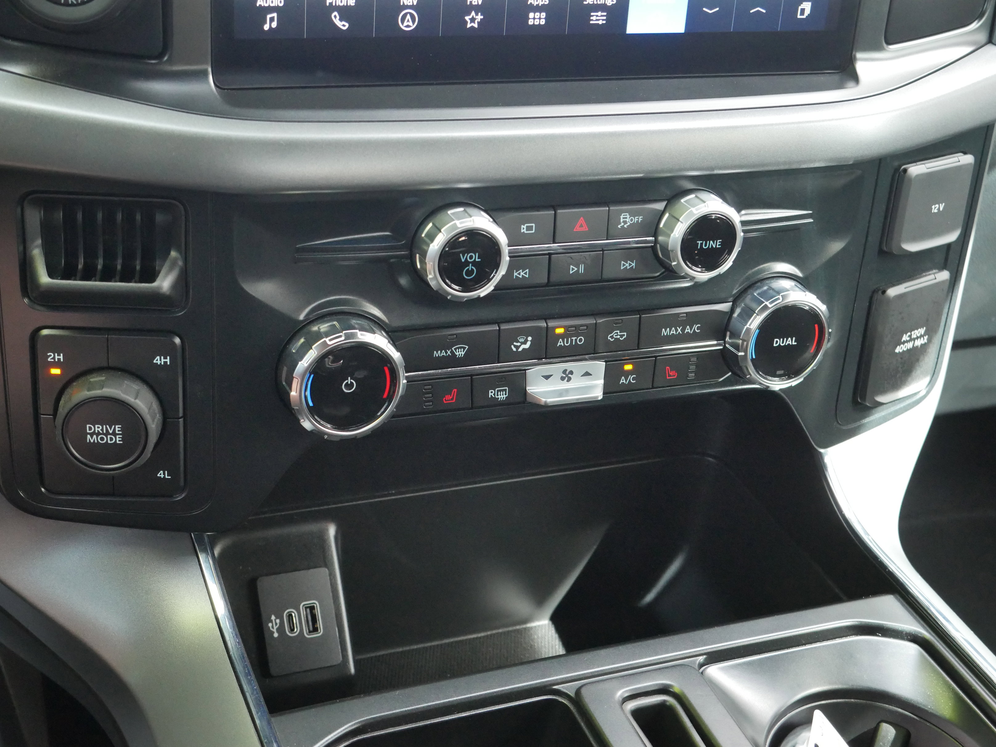 Certified 2025 Ford F150 XLT AWD/4WD image 15