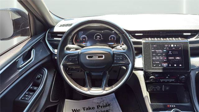 Used 2021 Jeep Grand Cherokee L Laredo AWD/4WD image 12