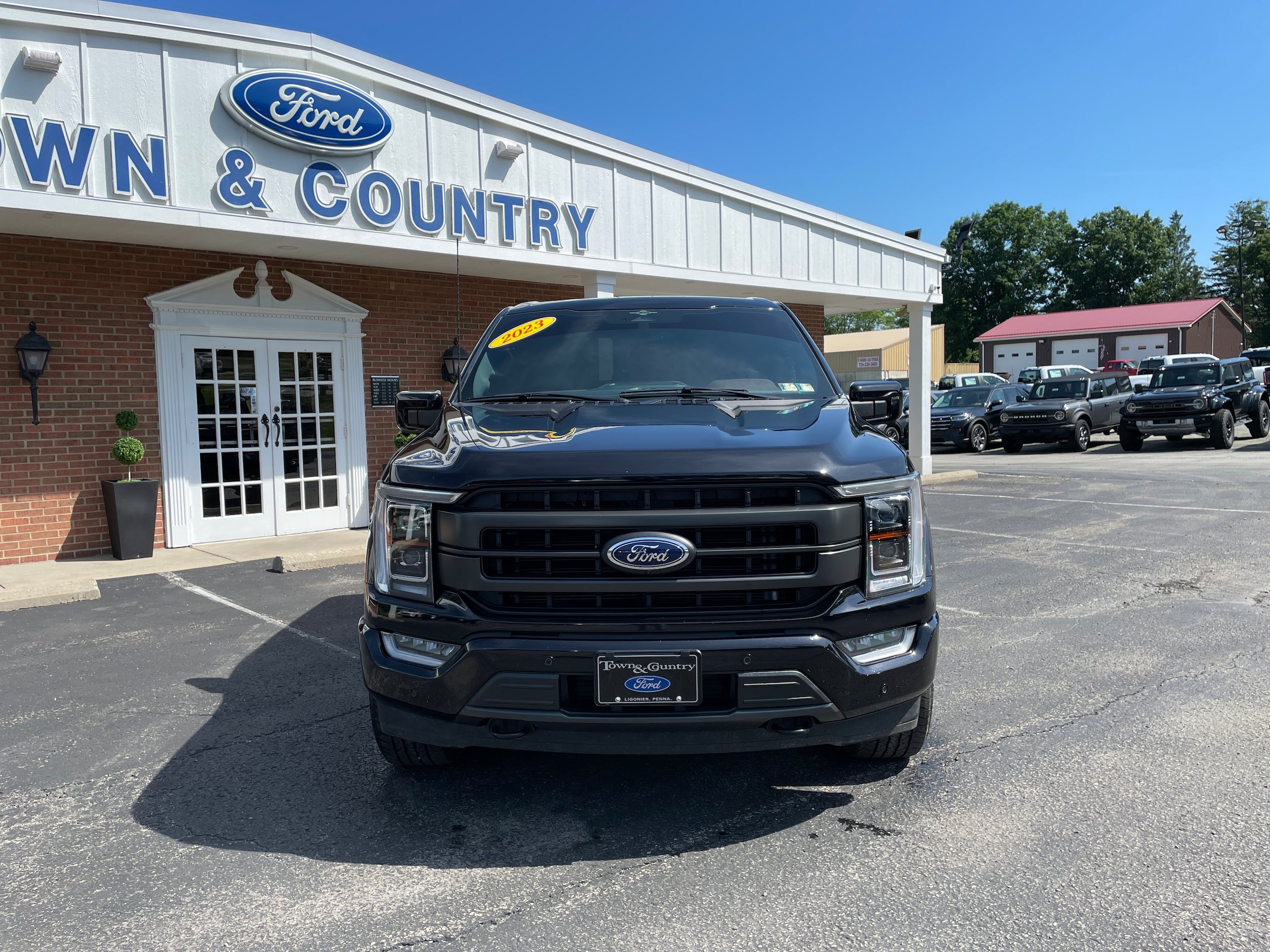 Certified 2023 Ford F150 Lariat w/ Equipment Group 502A High AWD/4WD image 2