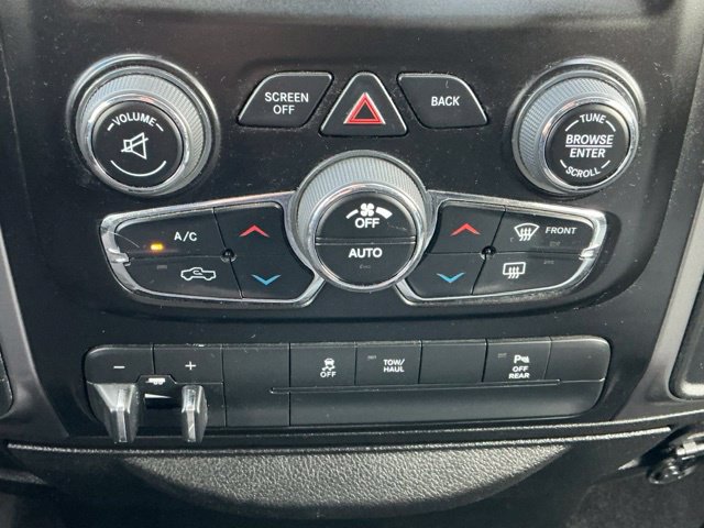 Used 2022 RAM 1500 Classic SLT w/ Electronics Group AWD/4WD image 30