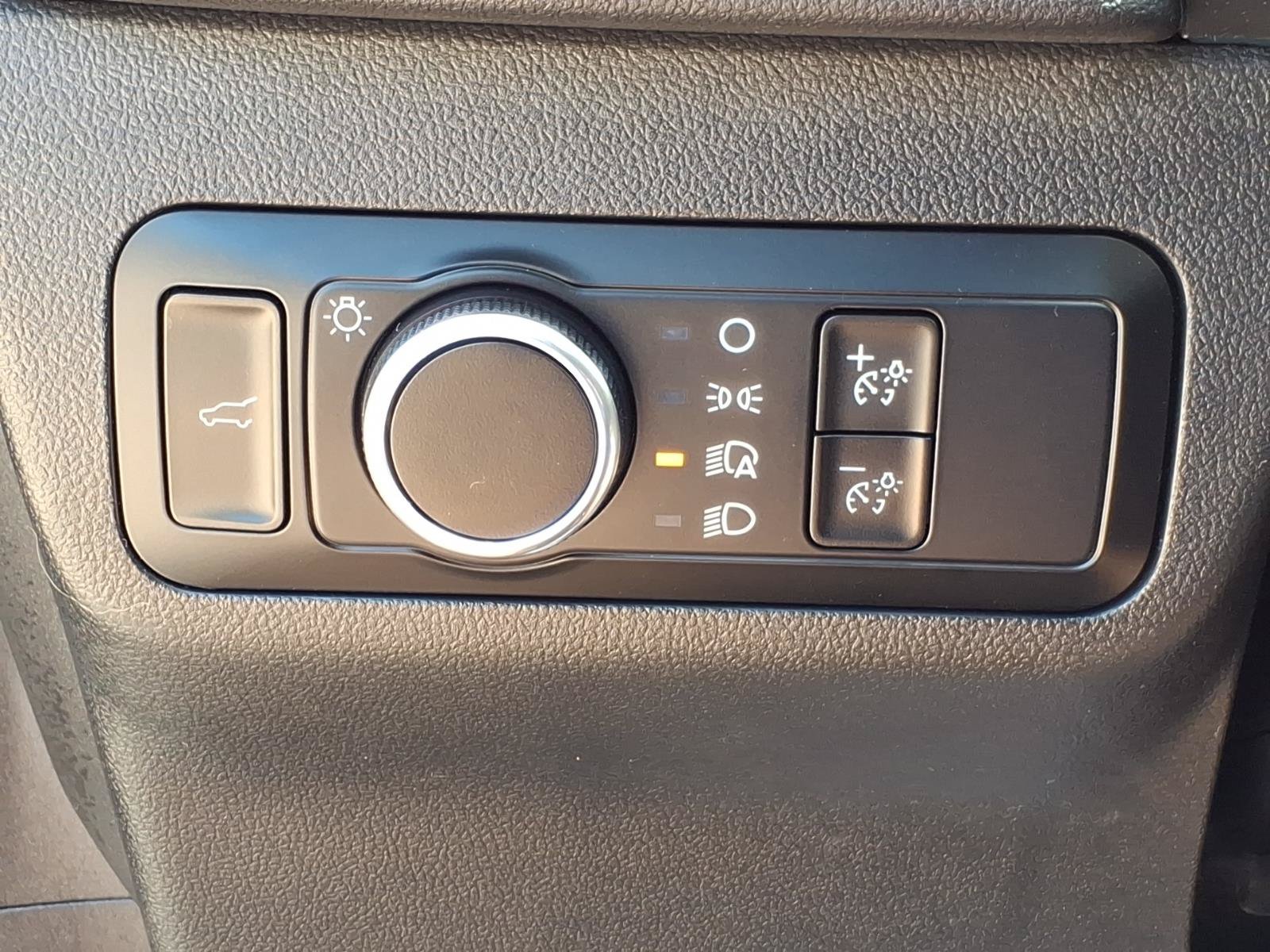 Certified 2022 Ford Escape SE w/ SE Sport Appearance Package AWD/4WD image 16