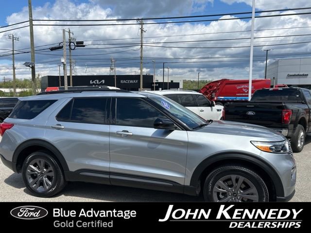 Certified 2022 Ford Explorer XLT w/ Equipment Group 202A AWD/4WD image 5