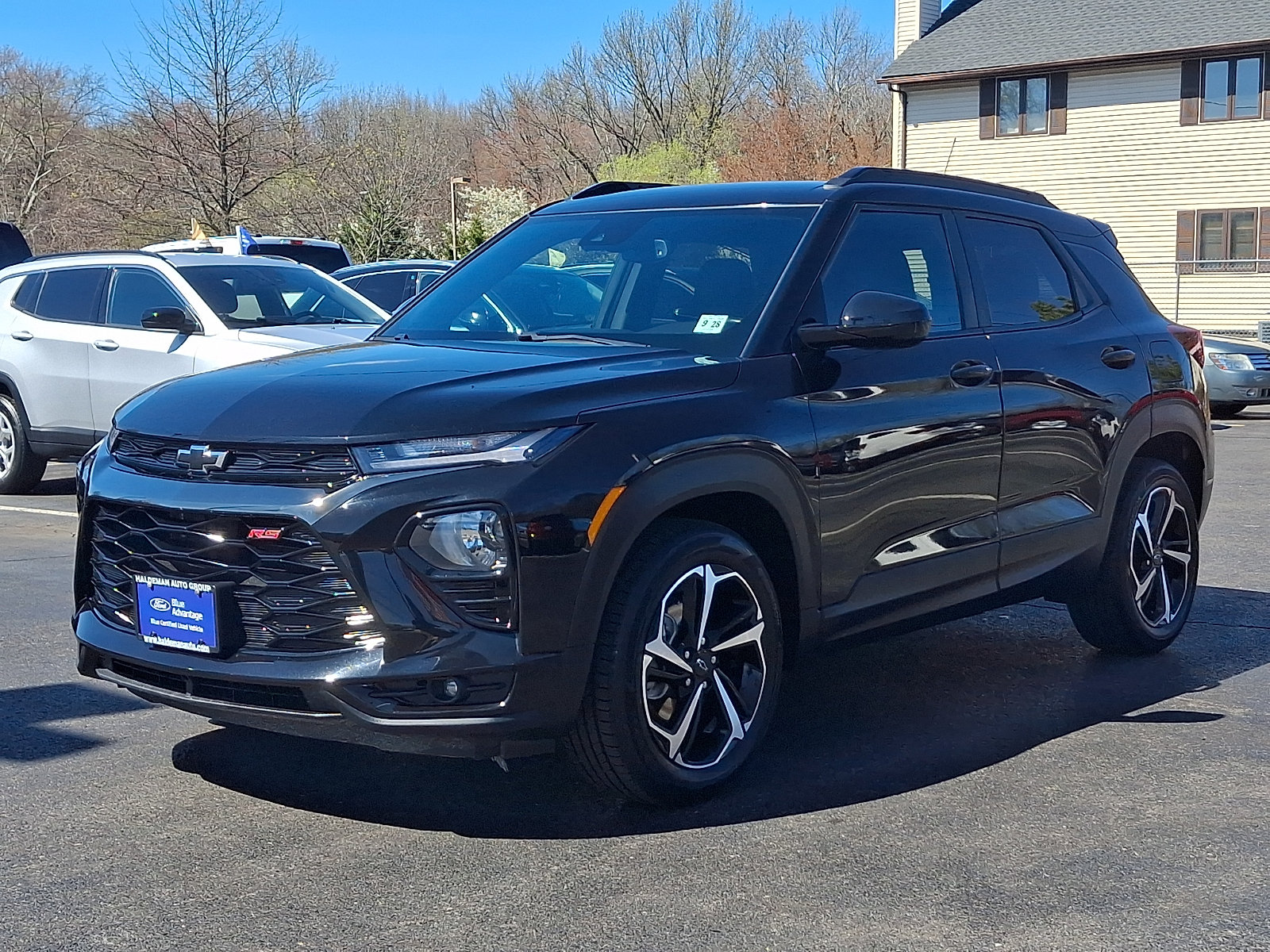 Used 2023 Chevrolet TrailBlazer RS w/ Convenience Package FWD image 3